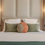 Highstay - Luxury Serviced - Louvre *