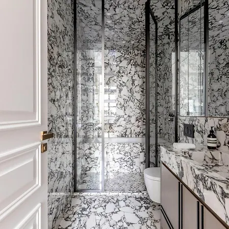 Highstay - Luxury Serviced - Louvre Apartment Paris
