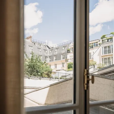 Highstay - Luxury Serviced - Louvre Apartment *