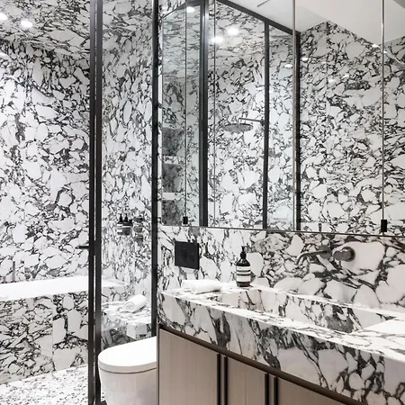 Highstay - Luxury Serviced - Louvre Apartment Paris