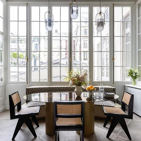 Highstay - Luxury Serviced - Louvre Apartment *