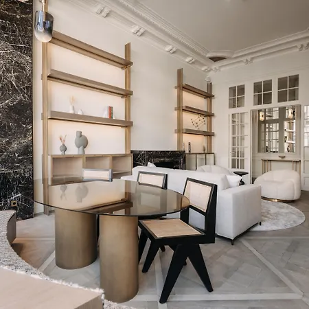 Highstay - Luxury Serviced - Louvre *