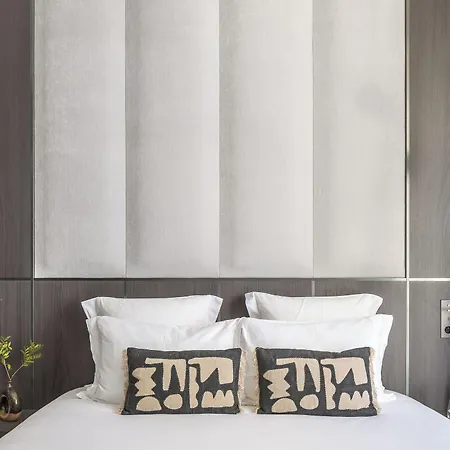 Highstay - Luxury Serviced - Louvre 아파트
