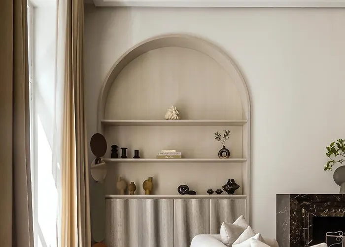 Highstay - Luxury Serviced - Louvre Apartment