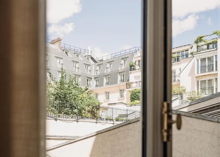 Highstay - Luxury Serviced - Louvre Apartment *