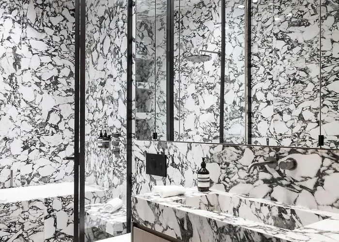 Highstay - Luxury Serviced - Louvre Apartment Paris