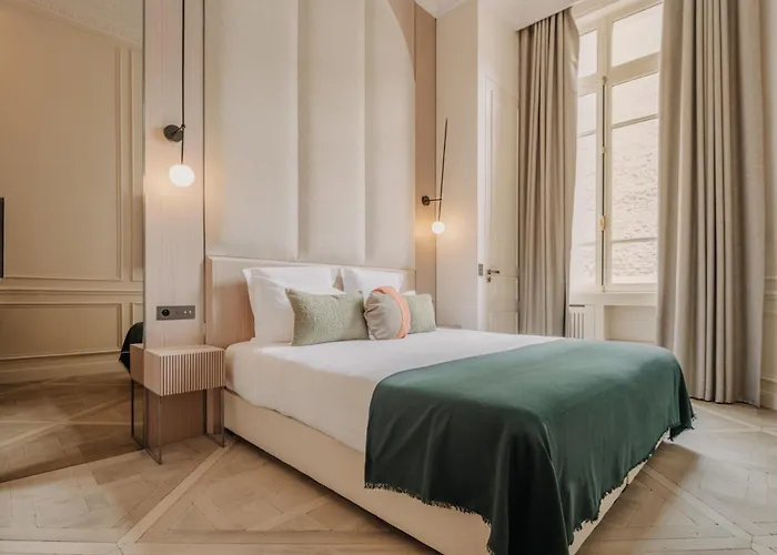 Highstay - Luxury Serviced - Louvre