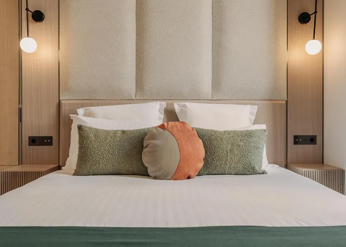 Highstay - Luxury Serviced - Louvre *