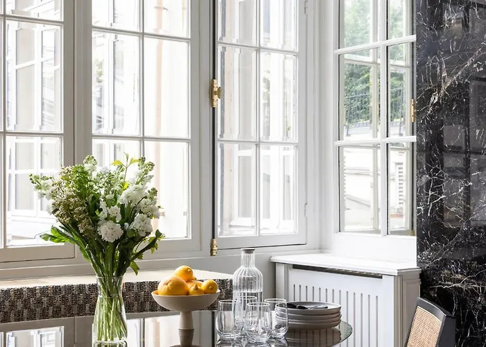 Highstay - Luxury Serviced - Louvre Apartment Paris