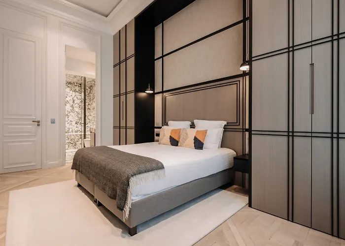 Highstay - Luxury Serviced - Louvre