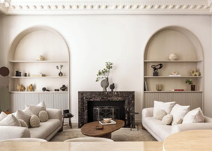 Highstay - Luxury Serviced - Louvre Apartment *